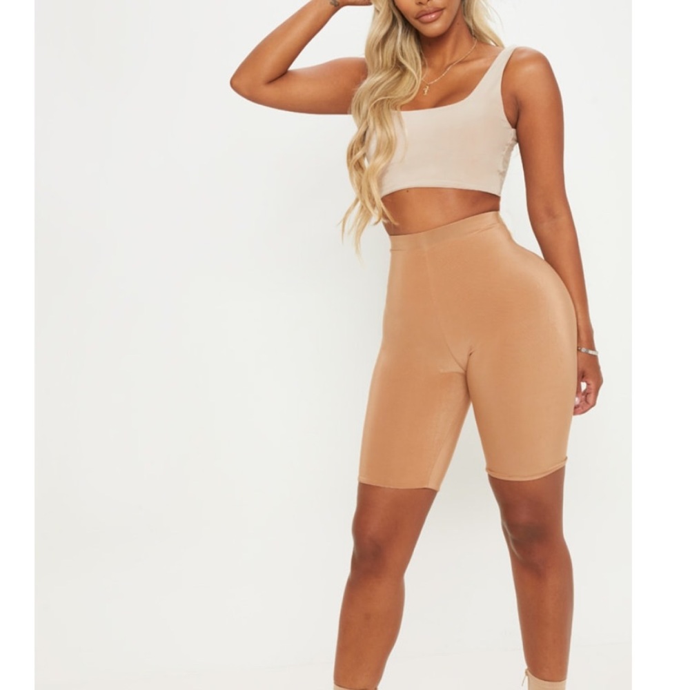 Prettylittlething Crop Tank